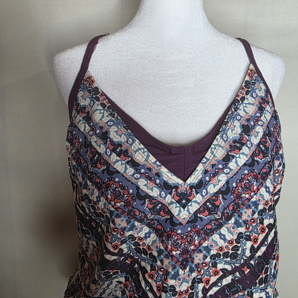 Athleta Marrakesh Side Scrunch Tankin Top Wild Bloom Size 36 B/C - Picture 6 of 11